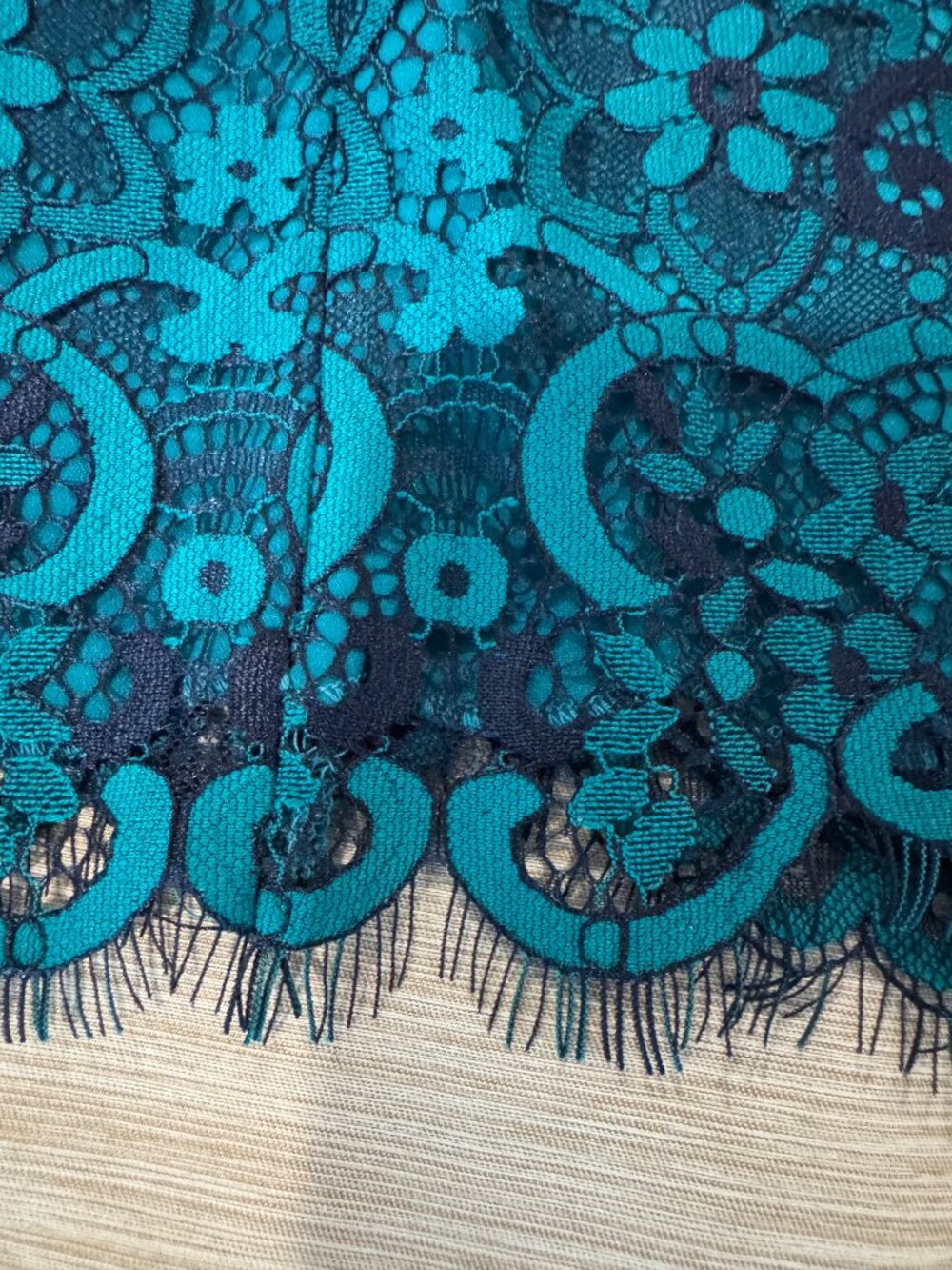 Lilly Pulitzer Georgi Lace Shift Dress Size 12 Valencia Teal Navy Carnival Lace - Picture 8 of 10